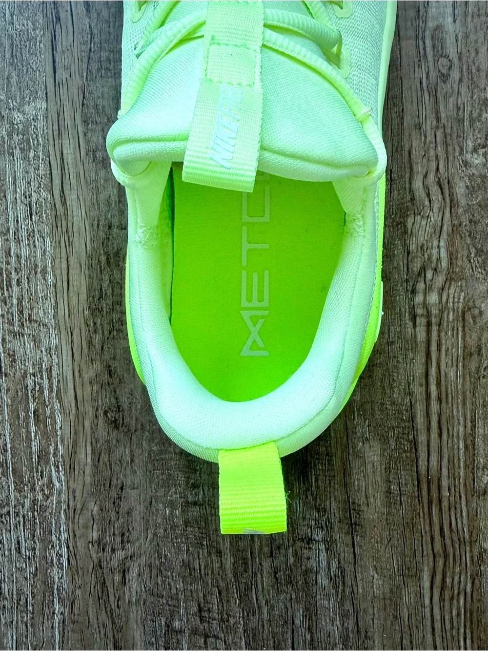 NEW Nike Free Metcon 6 Barely Volt White Volt FJ7126-702 Women’s 8.5